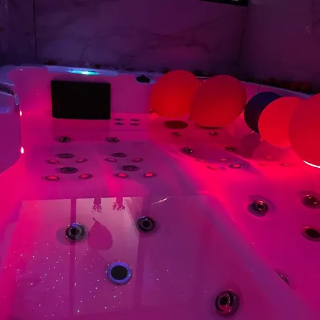 Love Room Apartament *